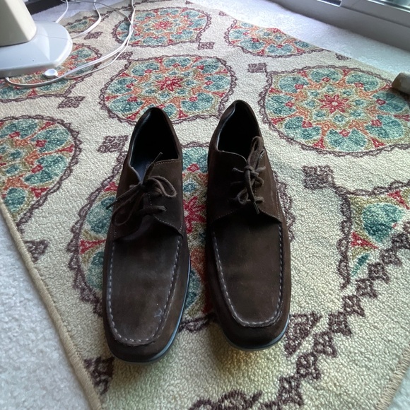 Men’s Tods Lace Up shoes size 9.5 brown